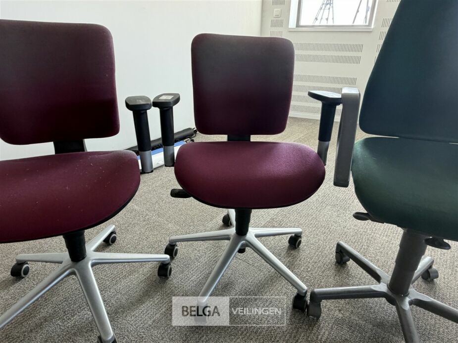 3x Bureaustoel – foto 4 – kavel bij Belga Veilingen
