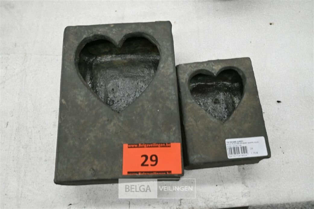 ± 2 Boeken bloempotten – foto 2 – kavel bij Belga Veilingen, Lummen