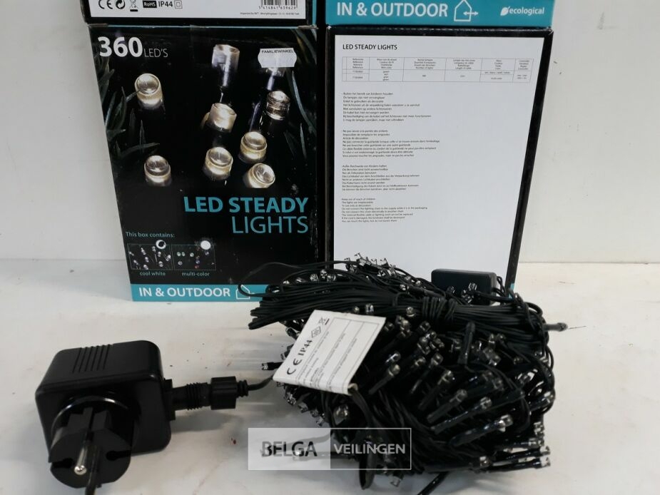 5 x Kerstlampen 360 lampen koud wit met tranfo – foto 4 – kavel bij Belga Veilingen, Oudsbergen