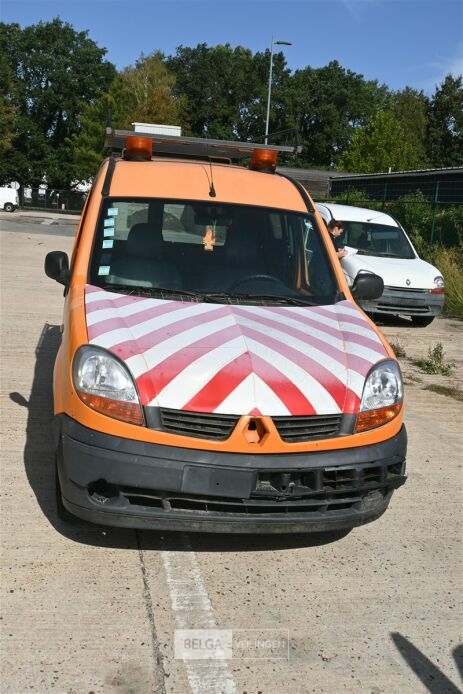 Lichte vracht Renault Kangoo – foto 11 – kavel bij Belga Veilingen