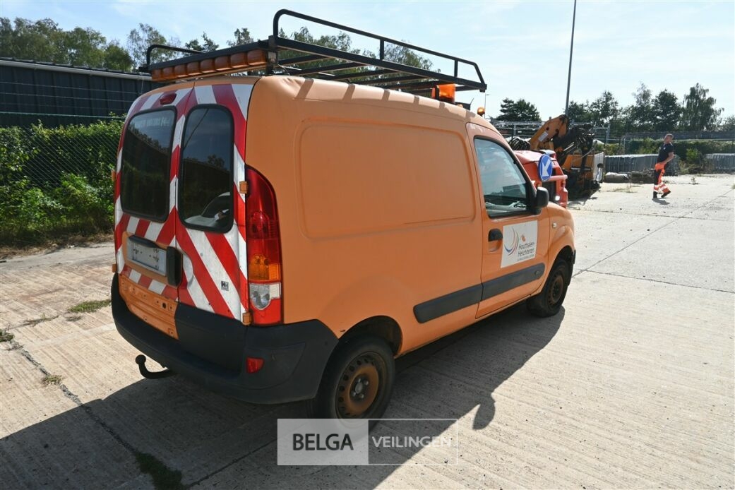 Lichte vracht Renault Kangoo – foto 12 – kavel bij Belga Veilingen