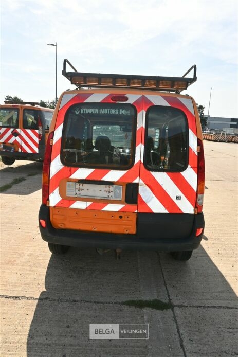 Lichte vracht Renault Kangoo – foto 13 – kavel bij Belga Veilingen