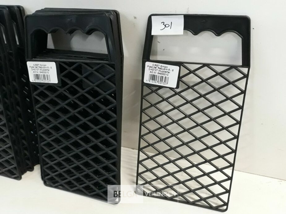 20 x Afdruiprooster pvc 12 x 18 cm – foto 3 – kavel bij Belga Veilingen, Oudsbergen