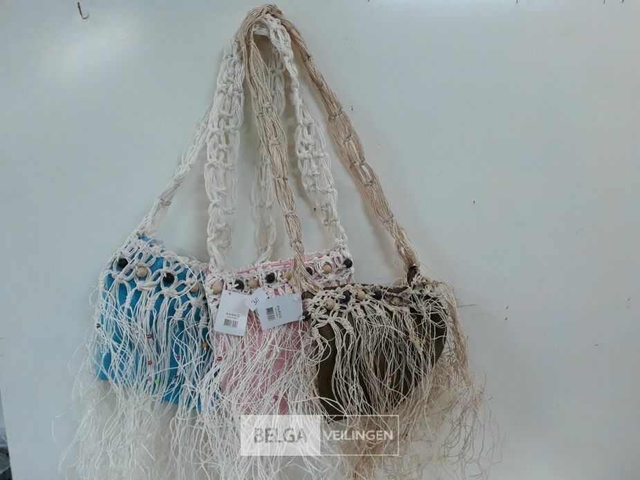 3 x Strandtas met rits mix kleuren – foto 2 – kavel bij Belga Veilingen, Oudsbergen