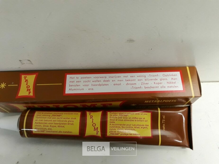 3 x Metaalpoets 75 ml Triomf – foto 3 – kavel bij Belga Veilingen, Oudsbergen