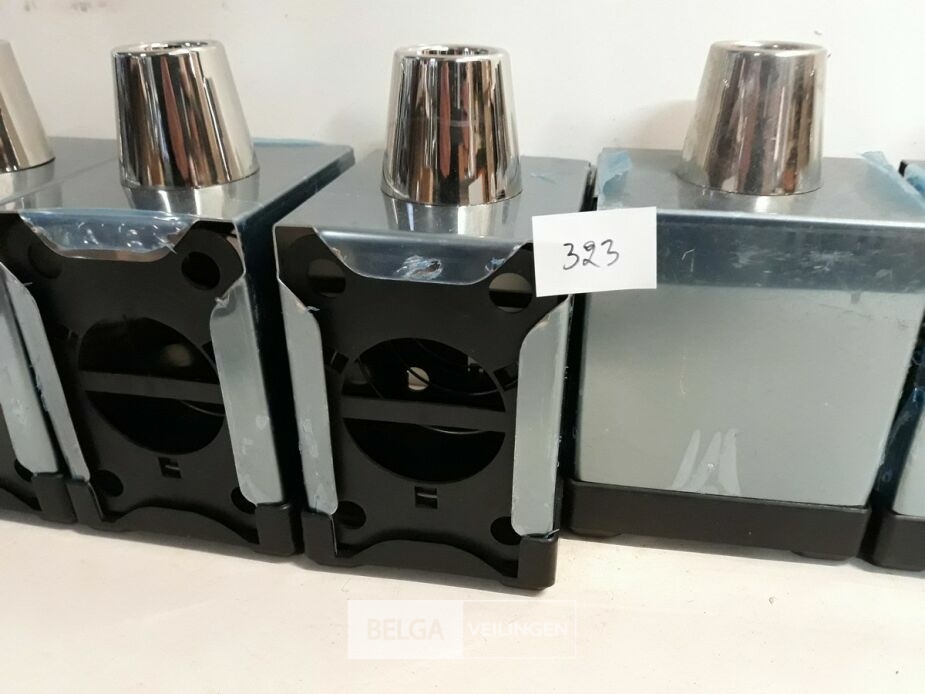 6 x Servettenhouder inox – foto 3 – kavel bij Belga Veilingen, Oudsbergen