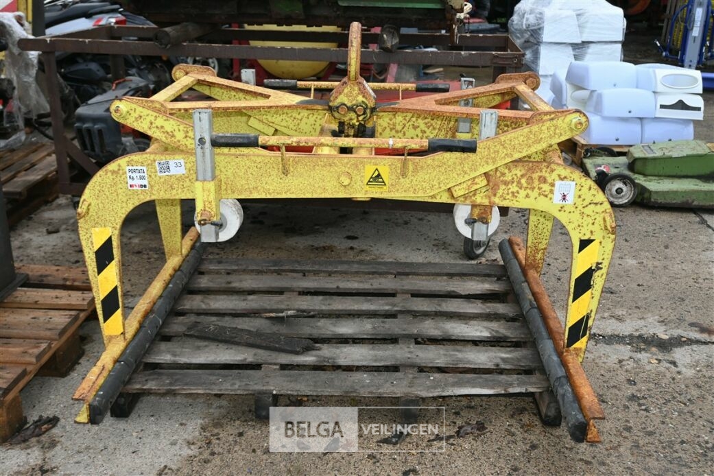 Stenenklem – foto 3 – kavel bij Belga Veilingen