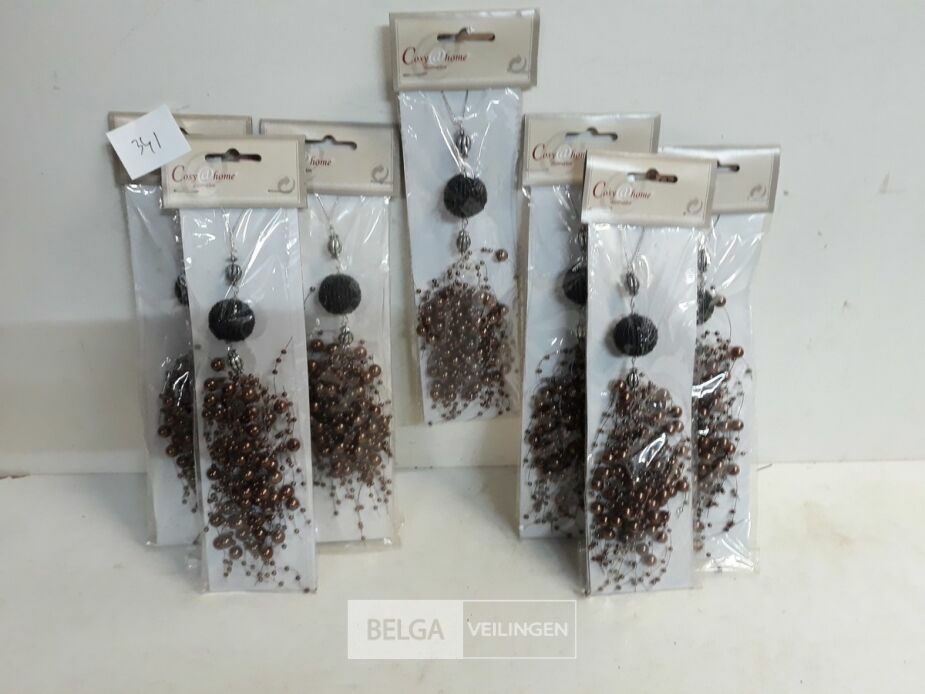 7 x Hangdeco trosje kralen bruin 20 cm – foto 2 – kavel bij Belga Veilingen, Oudsbergen