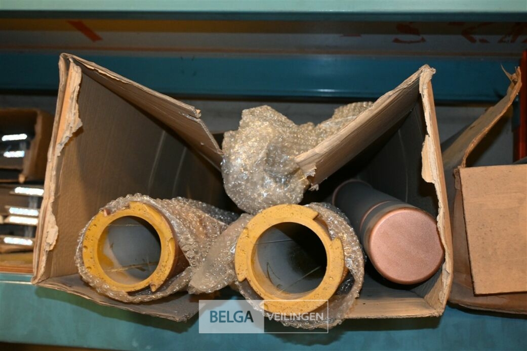 ± 7 Bruine paaltjes – foto 3 – kavel bij Belga Veilingen