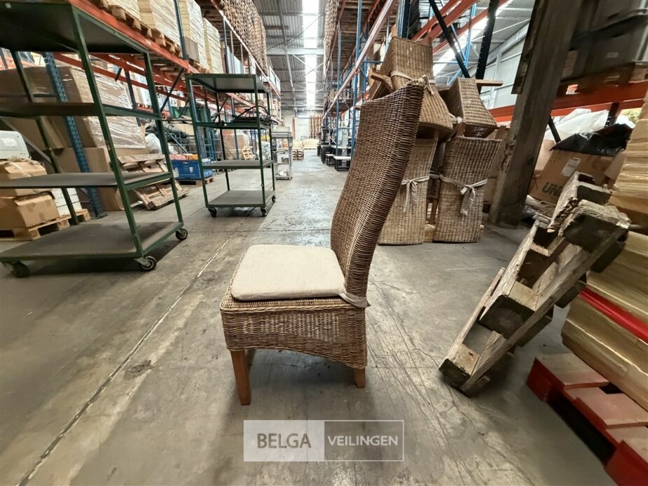 ± 8 Rieten stoelen – foto 4 – kavel bij Belga Veilingen, Lummen