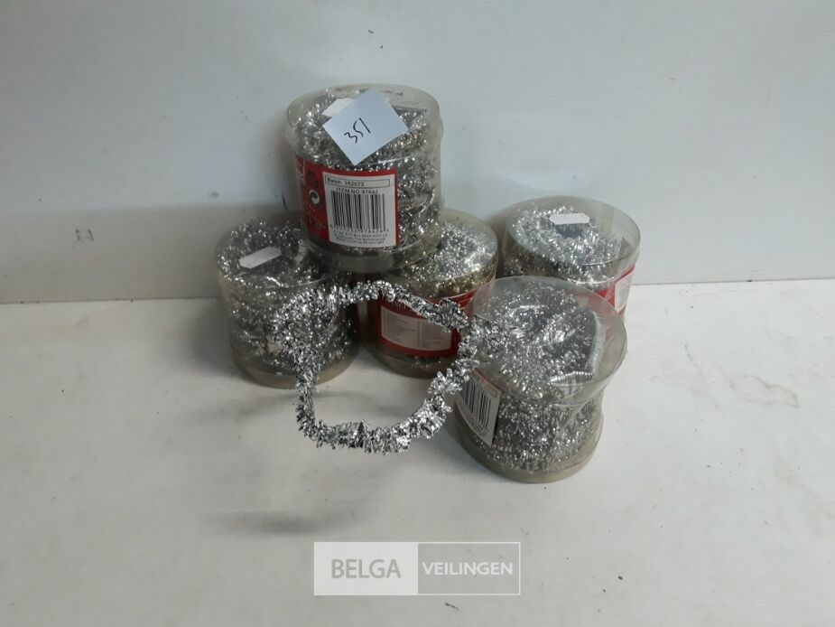 5 x Guirlande zilver glitter 5M – foto 2 – kavel bij Belga Veilingen, Oudsbergen