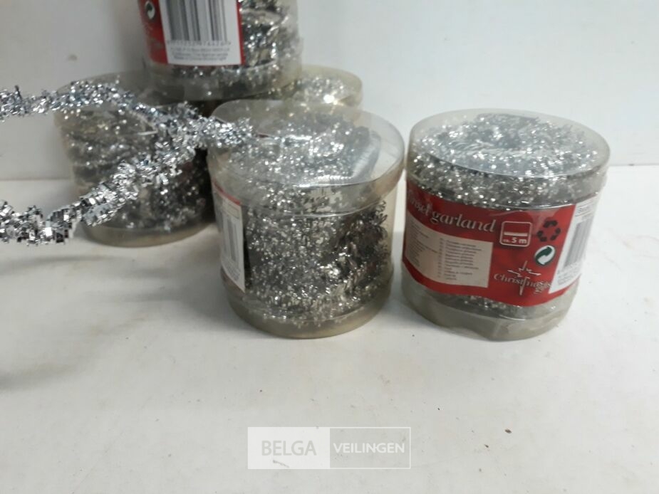 5 x Guirlande zilver glitter 5M – foto 3 – kavel bij Belga Veilingen, Oudsbergen