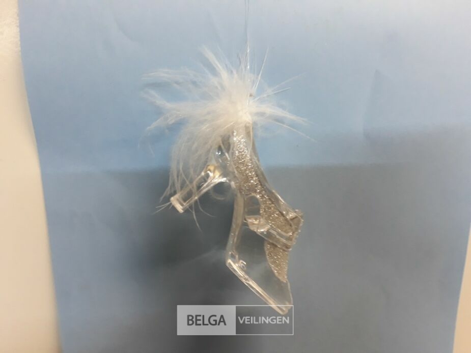21 x Hangdeco acryl schoen met pluim – foto 3 – kavel bij Belga Veilingen, Oudsbergen