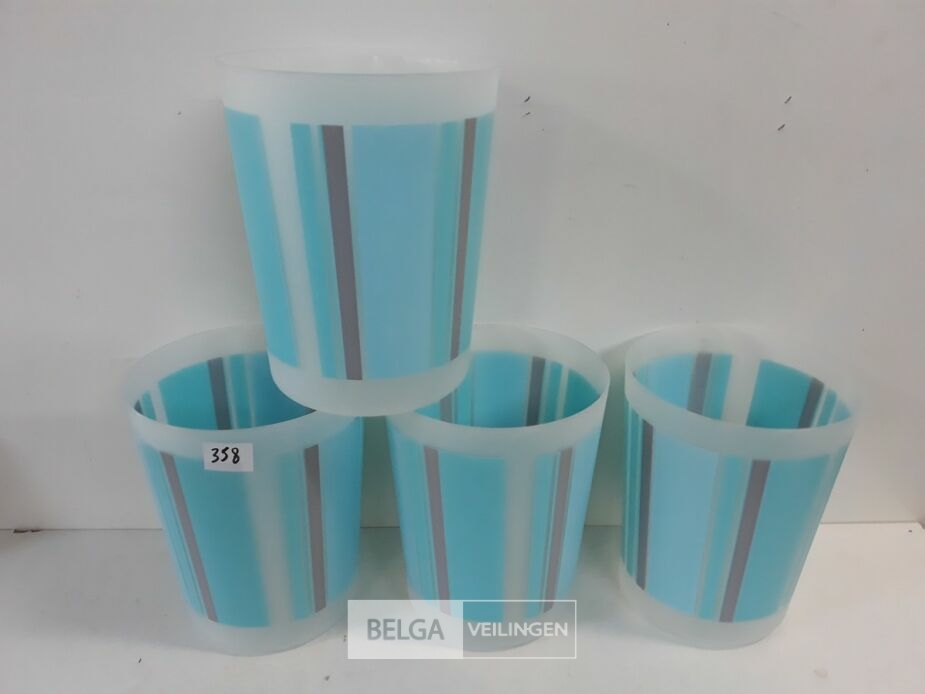 4 x Prullen mandje pvc – foto 2 – kavel bij Belga Veilingen, Oudsbergen