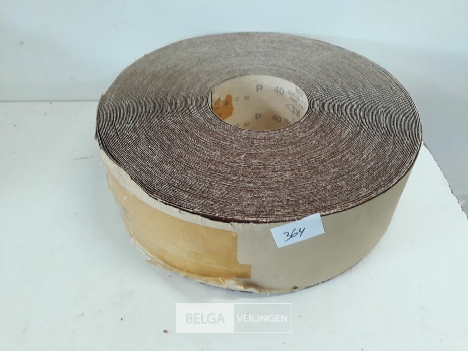 1 x Schuurpapier op rol K40 93mm x 50 M – foto 2 – kavel bij Belga Veilingen, Oudsbergen