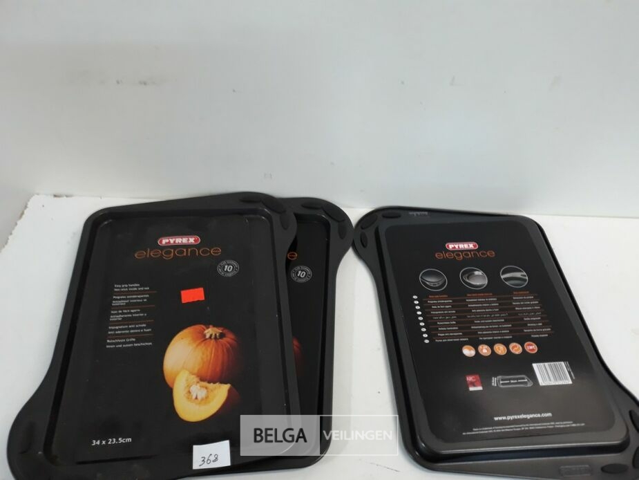 2 x Bakplaat pyrex 34x23,5 cm – foto 2 – kavel bij Belga Veilingen, Oudsbergen