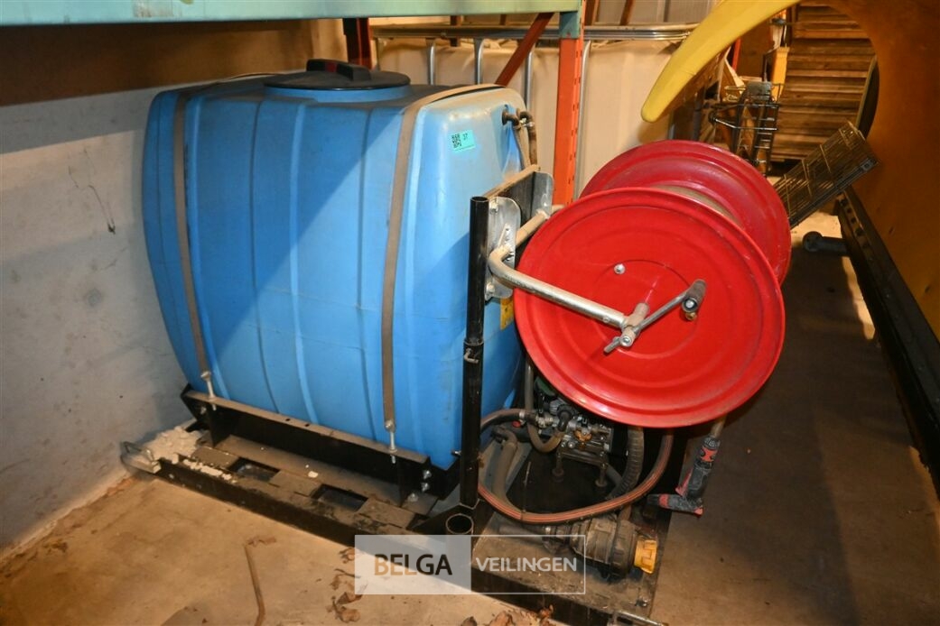 Watergeefton – foto 2 – kavel bij Belga Veilingen