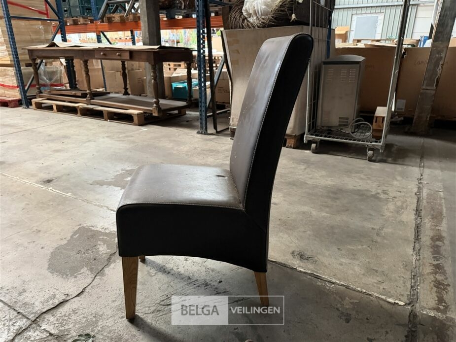 ± 10 Stoelen – foto 4 – kavel bij Belga Veilingen, Lummen