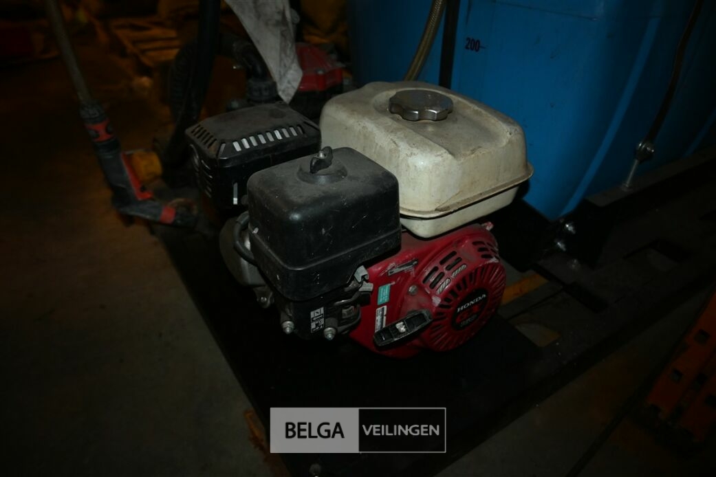 Watergeefton – foto 4 – kavel bij Belga Veilingen