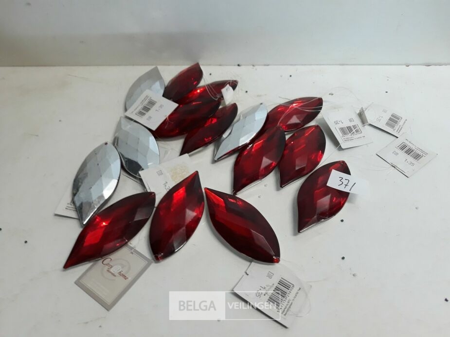 15 x Hangdeco traan 10 cm zilver/rood – foto 2 – kavel bij Belga Veilingen, Oudsbergen
