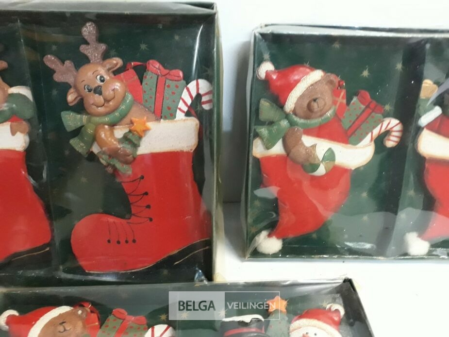 6 x Hangdeco hout kerstfiguur in sok/muts 2 stuks – foto 3 – kavel bij Belga Veilingen, Oudsbergen