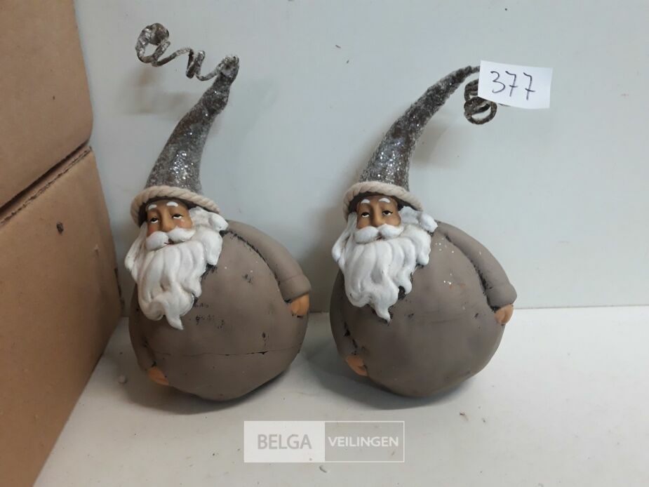 4 x Kerstman keramiek tafeldeco 17 cm – foto 3 – kavel bij Belga Veilingen, Oudsbergen