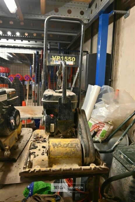 Drillplaat WACKER – foto 2 – kavel bij Belga Veilingen