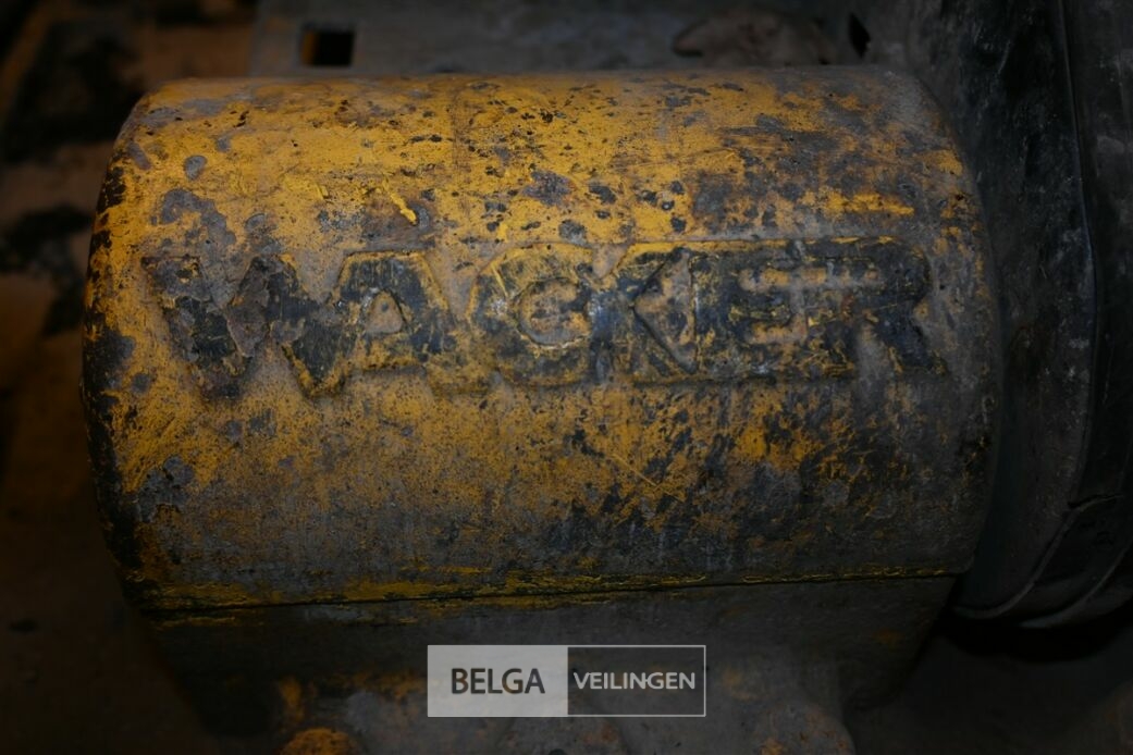 Drillplaat WACKER – foto 5 – kavel bij Belga Veilingen