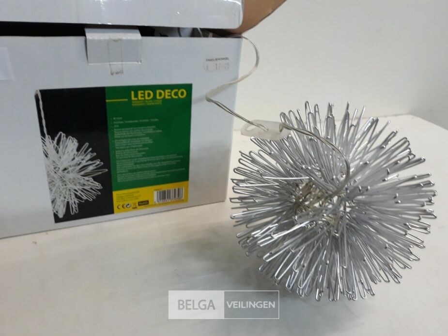 1 x Verlichte bal warm wit Led – foto 3 – kavel bij Belga Veilingen, Oudsbergen