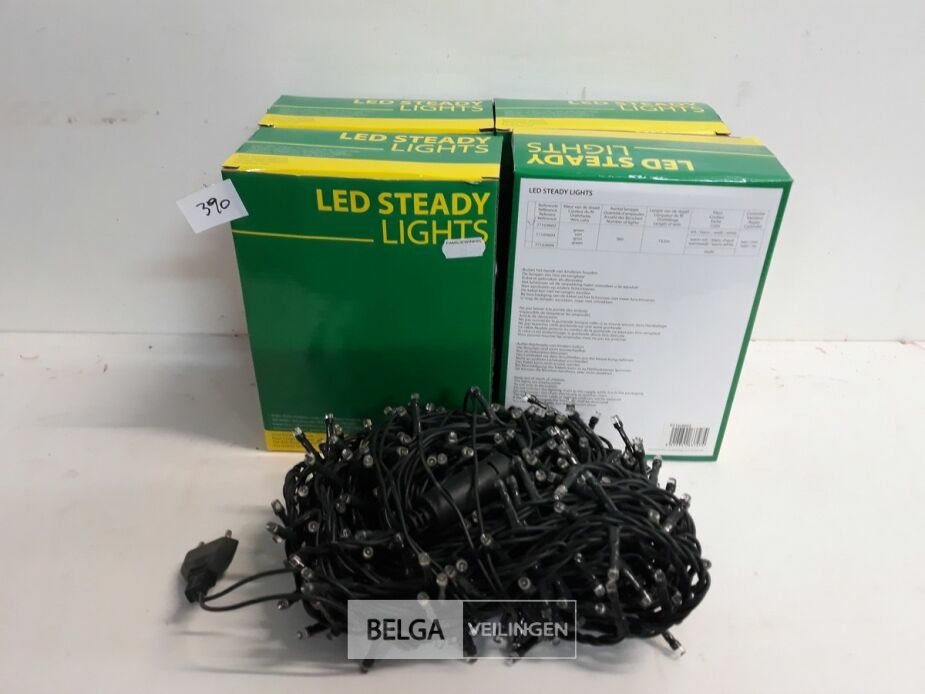 4 x Kerstverlichting LED 360 L helder wit – foto 2 – kavel bij Belga Veilingen, Oudsbergen