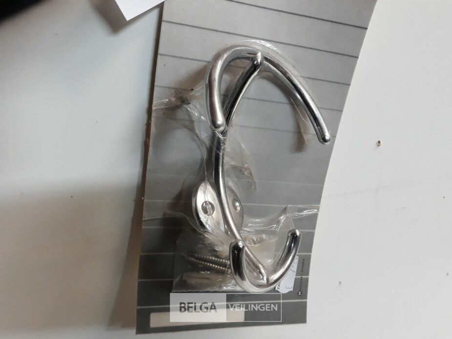 3 x Kapstokhaak 110mm verchroomd – foto 3 – kavel bij Belga Veilingen, Oudsbergen