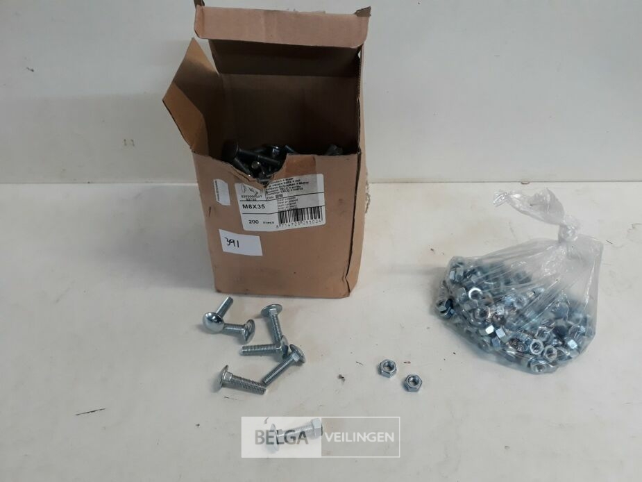 1 x Houtbouten met moer verzinkt M8x35 200 stuks – foto 2 – kavel bij Belga Veilingen, Oudsbergen