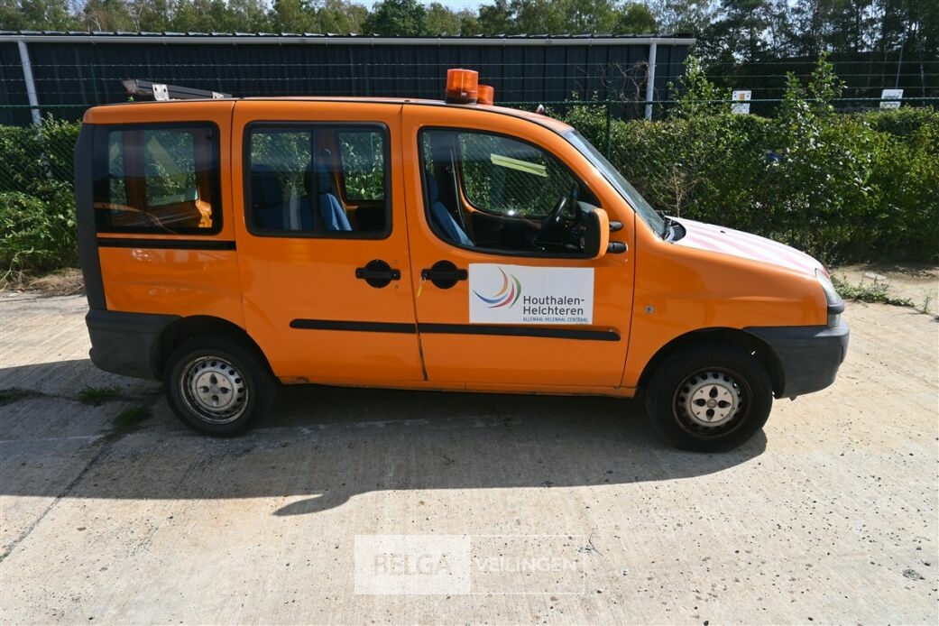 Lichte vracht FIAT Doblo – foto 3 – kavel bij Belga Veilingen