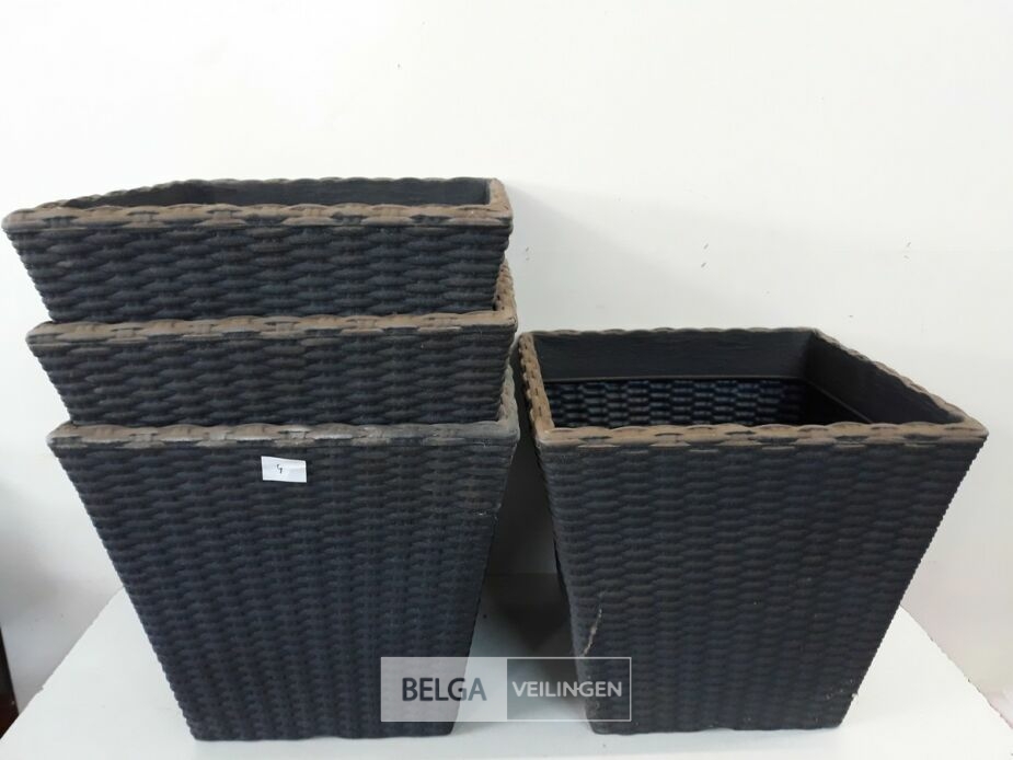 4 x Bloempot vierkant 40 x 40 x H 35 cm – foto 3 – kavel bij Belga Veilingen, Oudsbergen