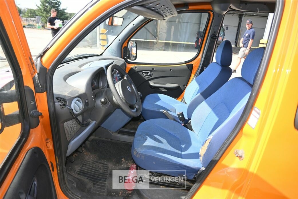 Lichte vracht FIAT Doblo – foto 8 – kavel bij Belga Veilingen