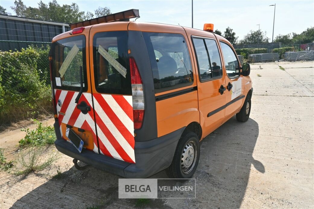 Lichte vracht FIAT Doblo – foto 12 – kavel bij Belga Veilingen