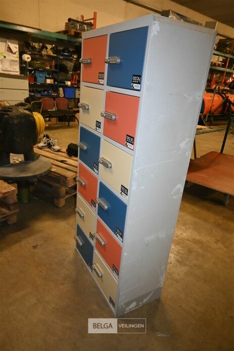 2x Lockerkasten – foto 2 – kavel bij Belga Veilingen