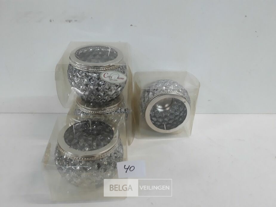 4 x T-licht houder glas zilver glitter 9 x 7 cm – foto 2 – kavel bij Belga Veilingen, Oudsbergen
