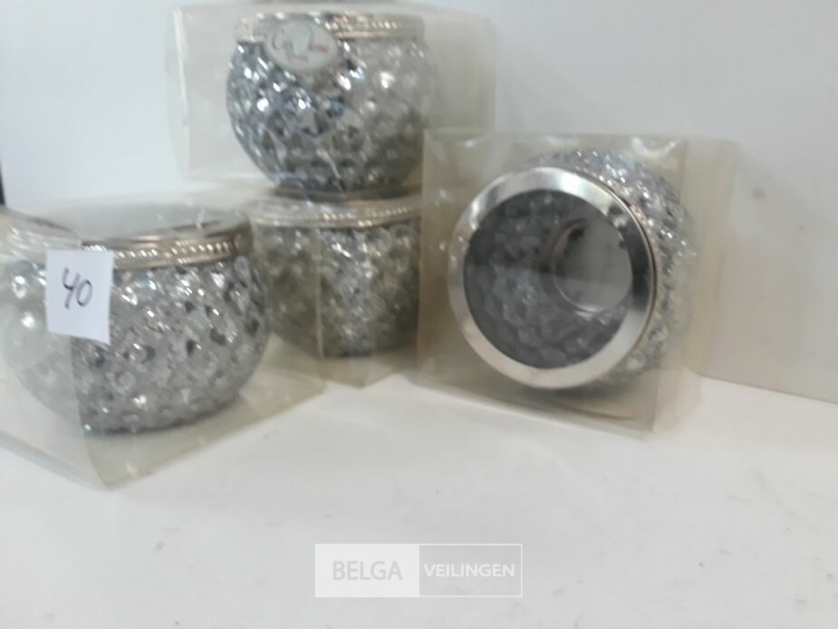 4 x T-licht houder glas zilver glitter 9 x 7 cm – foto 3 – kavel bij Belga Veilingen, Oudsbergen