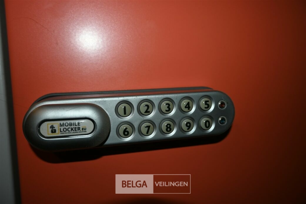 2x Lockerkasten – foto 5 – kavel bij Belga Veilingen