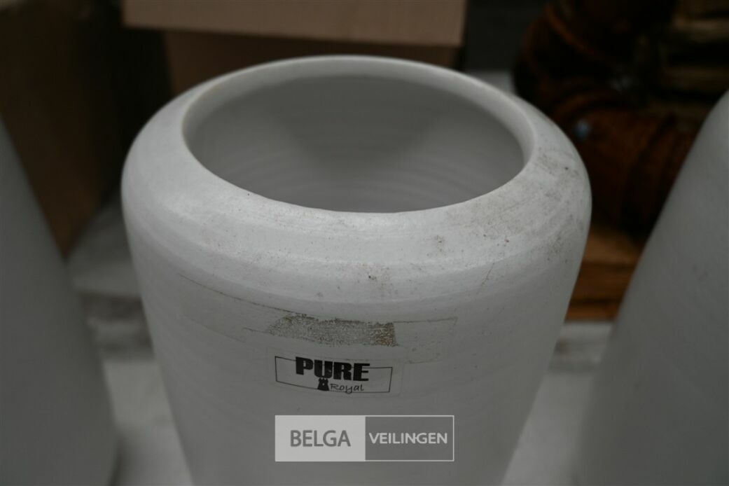 ± 3 Vazen – foto 5 – kavel bij Belga Veilingen, Lummen