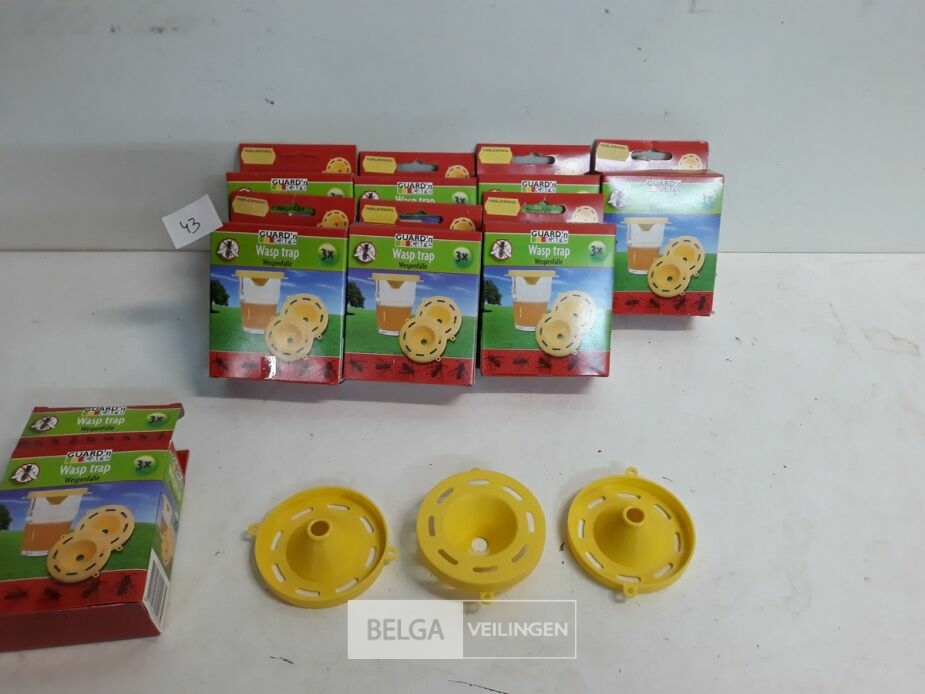 8 x Wespenval 3 stuks – foto 2 – kavel bij Belga Veilingen, Oudsbergen