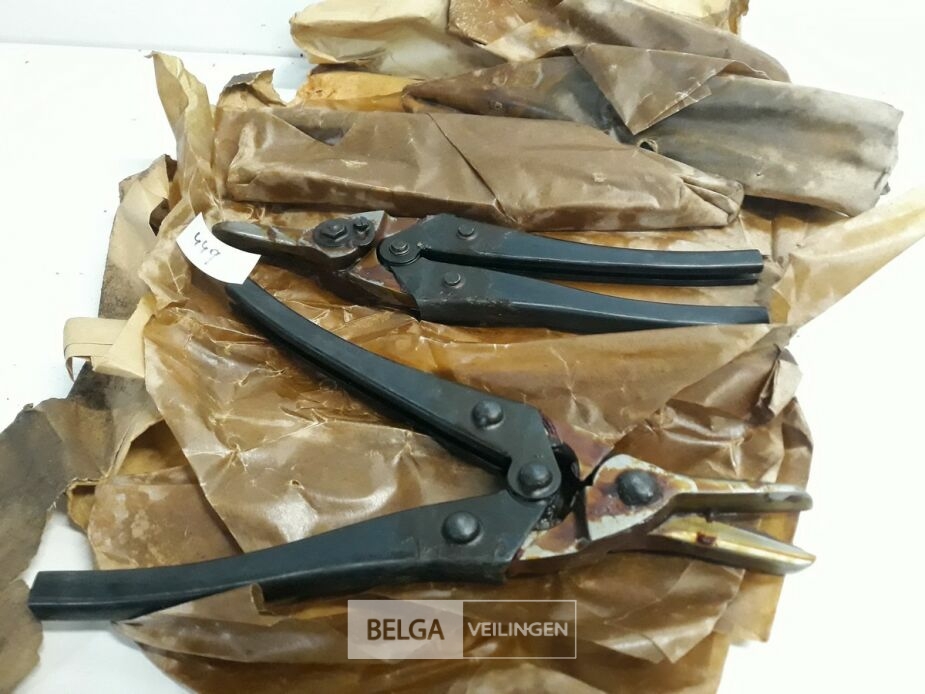 6 x Blik of plaat – schaar – foto 4 – kavel bij Belga Veilingen, Oudsbergen