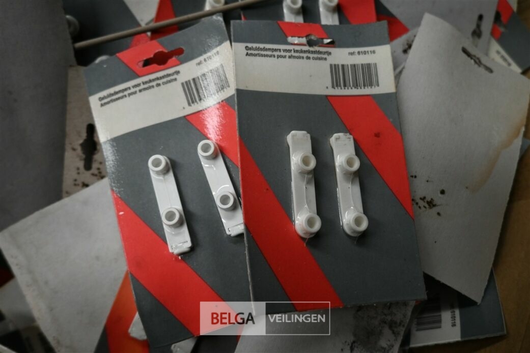 Geluidsdempers voor keukenkasten – foto 3 – kavel bij Belga Veilingen, Lummen
