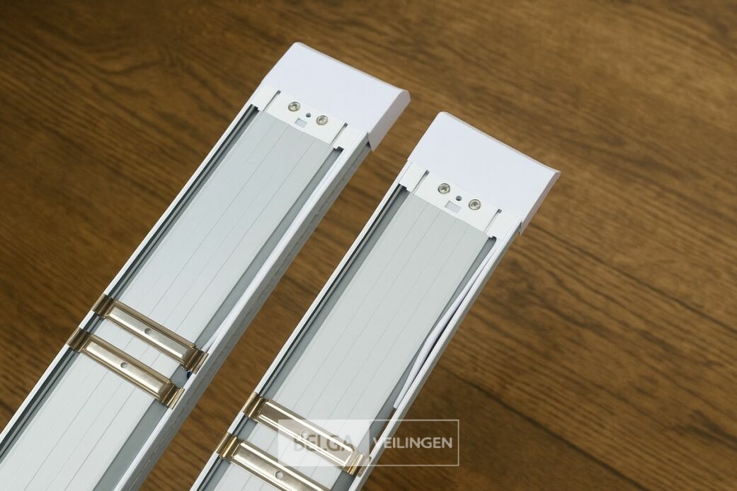 30 x LED-Batten met Lens – 120W – 120cm – 6500K Koud Wit – TETRA-LENS – foto 4 – kavel bij Belga Veilingen
