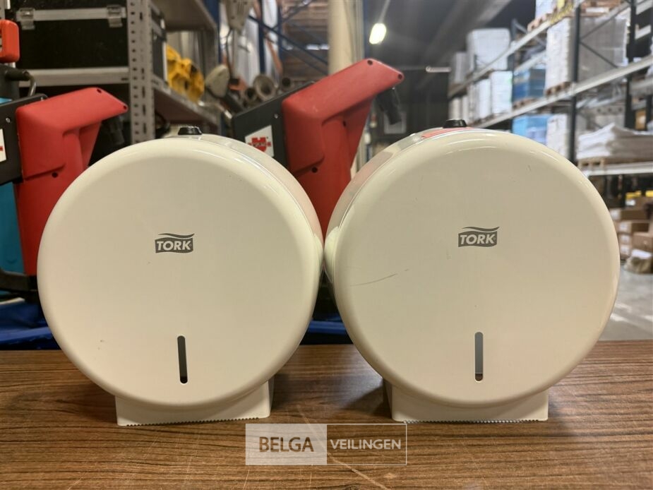 2x Toiletpapier dispenser TORK – foto 2 – kavel bij Belga Veilingen
