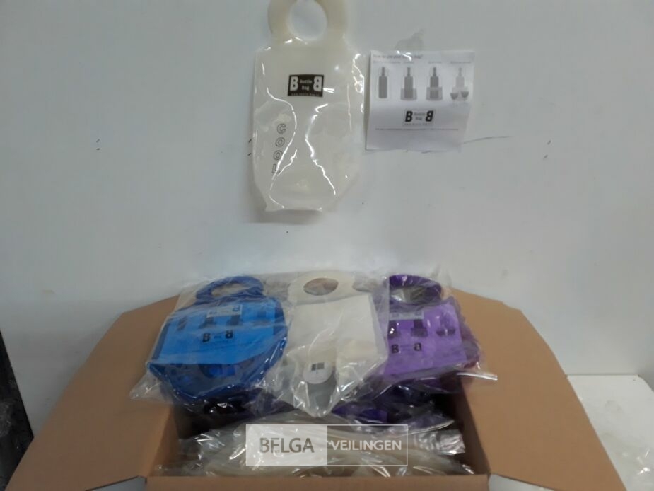 36 x Bottle bag mix kleuren – foto 2 – kavel bij Belga Veilingen, Oudsbergen