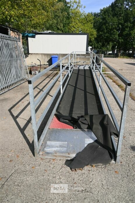 Loopbrug – foto 5 – kavel bij Belga Veilingen