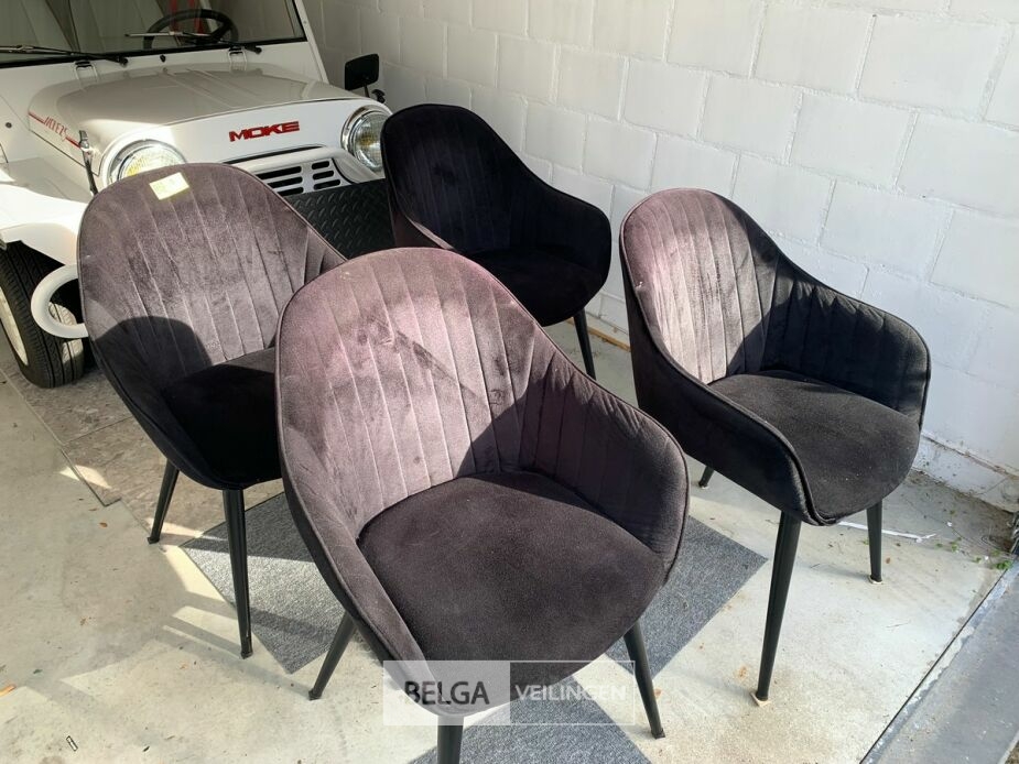 Stoffen stoelen – foto 2 – kavel bij Belga Veilingen, Knokke