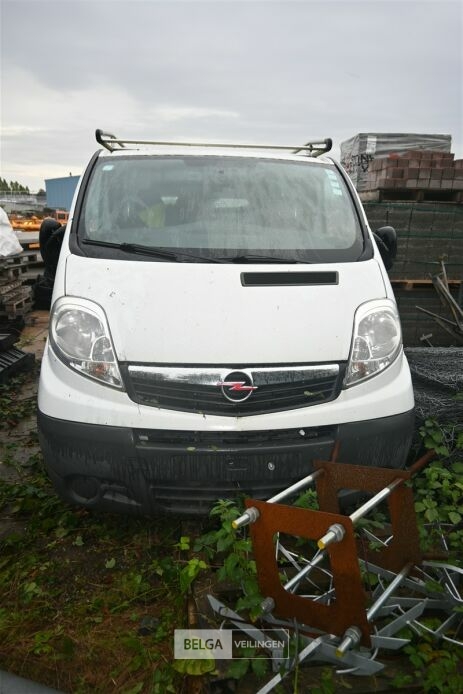 OPEL VIVARO lichte vrachtwagen – foto 3 – kavel bij Belga Veilingen